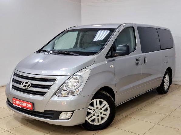 Hyundai H-1 II Рестайлинг с пробегом 2016 года, цена 2 650 000 рублей, 79200 км, минивэн, Автокод Объявления