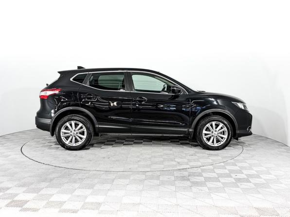 Nissan Qashqai II с пробегом 2018 года, цена 1 648 300 рублей, 61078 км, внедорожник, Автокод Объявления