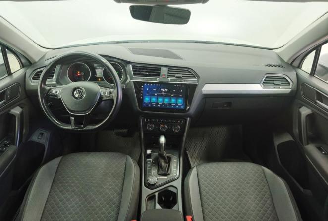 Volkswagen Tiguan II с пробегом 2018 года, цена 2 149 000 рублей, 110027 км, внедорожник, Автокод Объявления