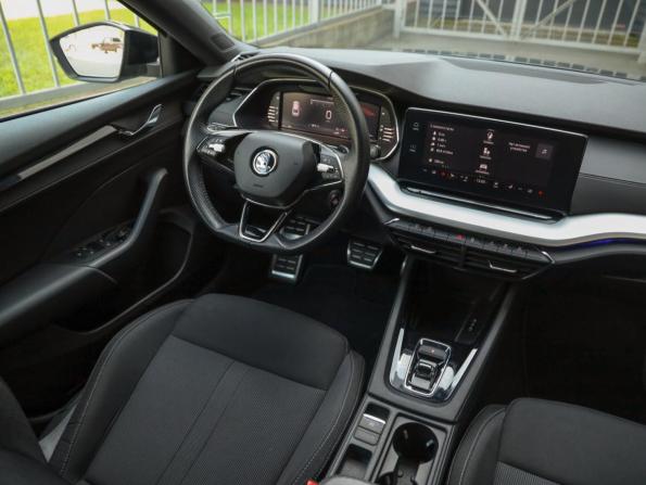Skoda Octavia IV (A8) с пробегом 2021 года, цена 2 399 000 рублей, 117215 км, лифтбек, Автокод Объявления