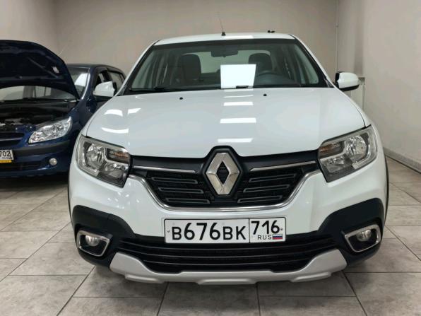 Renault Logan II Рестайлинг с пробегом 2018 года, цена 935 000 рублей, 152610 км, седан, Автокод Объявления