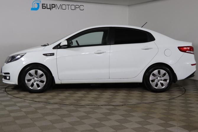Kia Rio III Рестайлинг с пробегом 2015 года, цена 929 990 рублей, 102244 км, седан, Автокод Объявления