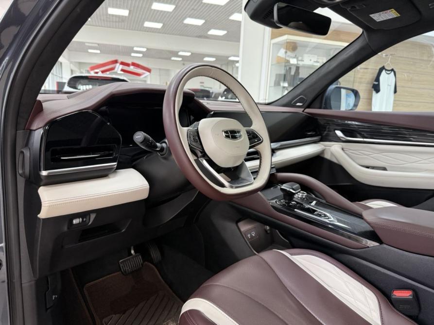 Geely Monjaro I Москва  - изображение 12