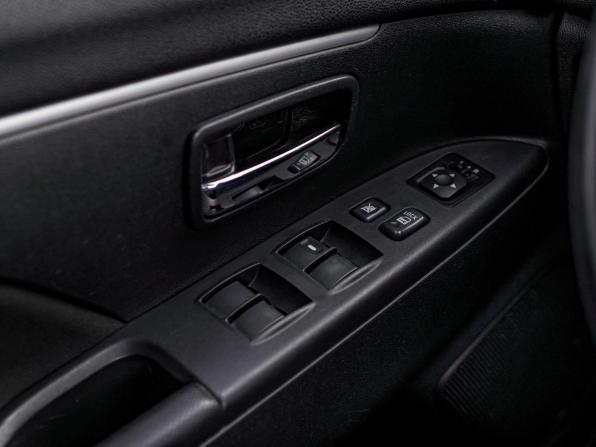 Mitsubishi ASX I с пробегом 2012 года, цена 990 000 рублей, 138076 км, внедорожник, Автокод Объявления