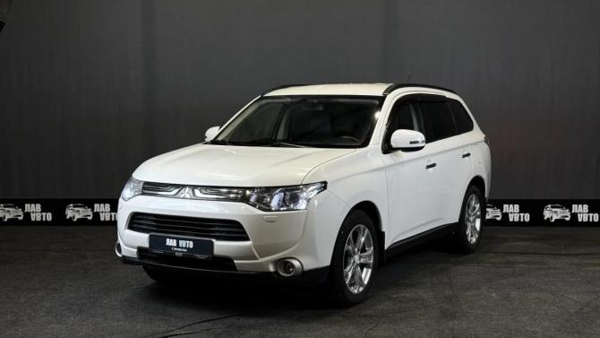 Mitsubishi Outlander III с пробегом 2012 года, цена 1 420 000 рублей, 152600 км, внедорожник, Автокод Объявления