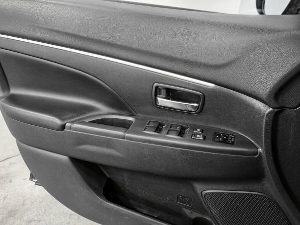 Mitsubishi ASX I с пробегом 2012 года, цена 1 120 000 рублей, 146000 км, внедорожник, Автокод Объявления