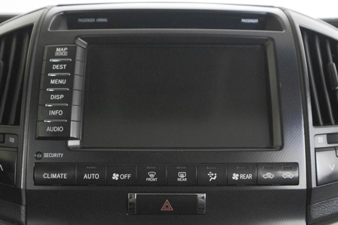 Toyota Land Cruiser 200 Series с пробегом 2009 года, цена 3 449 000 рублей, 318000 км, внедорожник, Автокод Объявления