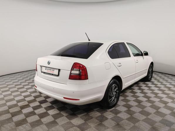 Skoda Octavia II (A5) Рестайлинг с пробегом 2013 года, цена 899 000 рублей, 157844 км, лифтбек, Автокод Объявления