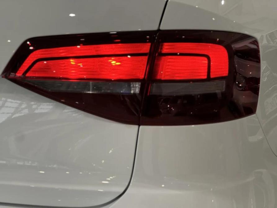 Volkswagen Jetta VI Рестайлинг Оренбург  - изображение 10