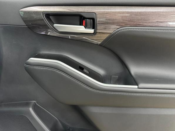 Toyota Highlander IV (XU70) с пробегом 2026 года, цена 5 150 000 рублей, 30 км, внедорожник, Автокод Объявления