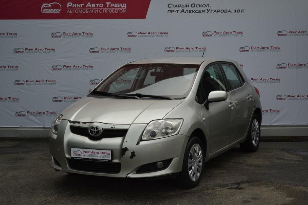 Toyota Auris I Старый Оскол  - изображение 1
