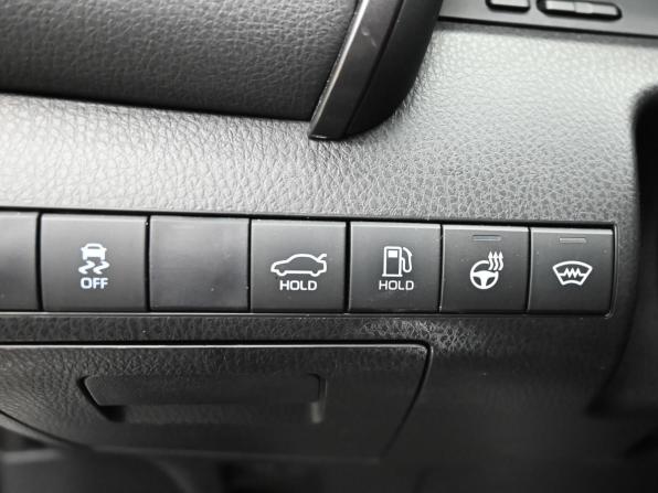 Toyota Camry VIII (XV70) Рестайлинг с пробегом 2021 года, цена 2 920 000 рублей, 133200 км, седан, Автокод Объявления