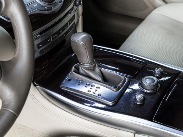 Infiniti Q70 I с пробегом 2014 года, цена 2 099 000 рублей, 176342 км, седан, Автокод Объявления