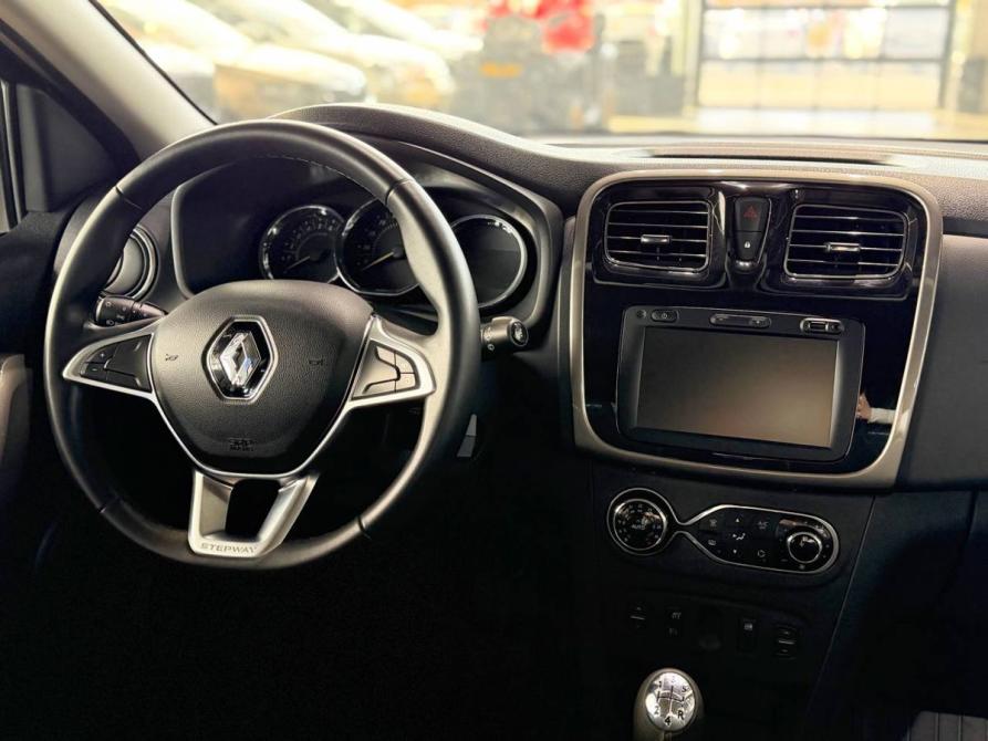 Renault Sandero II Рестайлинг Оренбург  - изображение 17