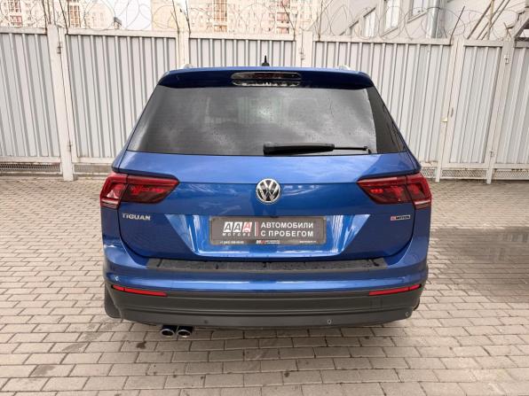 Volkswagen Tiguan II с пробегом 2018 года, цена 2 699 000 рублей, 47795 км, внедорожник, Автокод Объявления