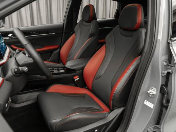 Geely Coolray I Рестайлинг с пробегом 2024 года, цена 2 270 000 рублей, 34260 км, внедорожник, Автокод Объявления
