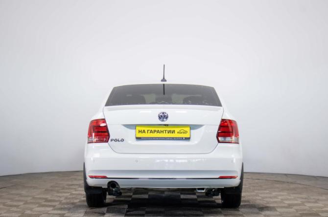 Volkswagen Polo V Рестайлинг с пробегом 2018 года, цена 819 000 рублей, 210235 км, седан, Автокод Объявления