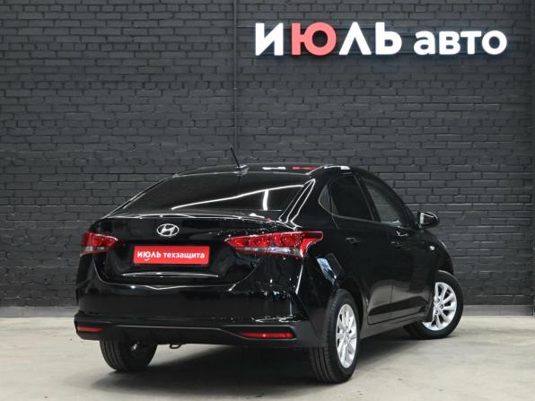 Hyundai Solaris II Рестайлинг с пробегом 2020 года, цена 1 770 000 рублей, 62292 км, седан, Автокод Объявления