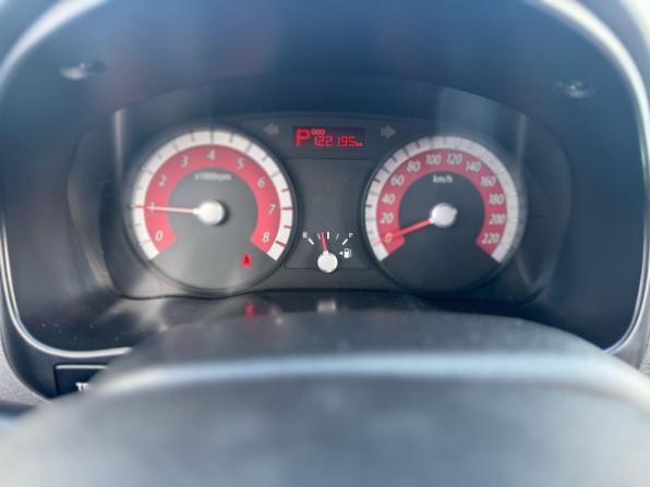 Kia Rio II Рестайлинг с пробегом 2011 года, цена 649 000 рублей, 122195 км, хэтчбек, Автокод Объявления