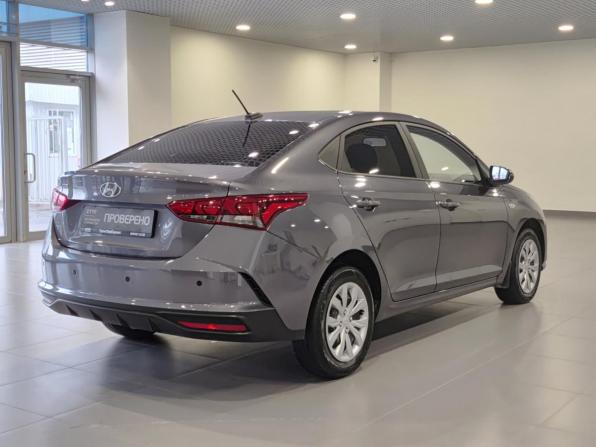 Hyundai Solaris II Рестайлинг с пробегом 2021 года, цена 1 620 000 рублей, 48297 км, седан, Автокод Объявления
