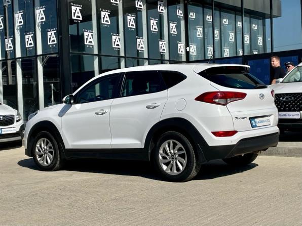 Hyundai Tucson III с пробегом 2016 года, цена 1 700 000 рублей, 145000 км, внедорожник, Автокод Объявления