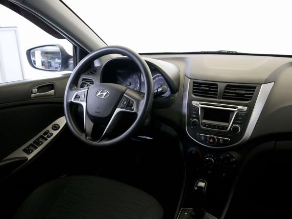 Hyundai Solaris I Рестайлинг с пробегом 2016 года, цена 799 000 рублей, 114176 км, хэтчбек, Автокод Объявления