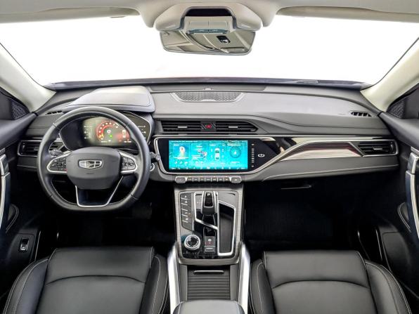 Geely Atlas Pro с пробегом 2023 года, цена 1 950 000 рублей, 67161 км, внедорожник, Автокод Объявления