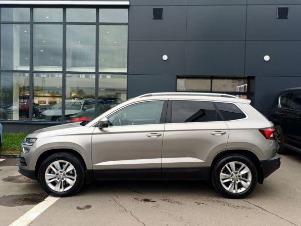 Skoda Karoq I с пробегом 2021 года, цена 2 869 000 рублей, 33000 км, внедорожник, Автокод Объявления