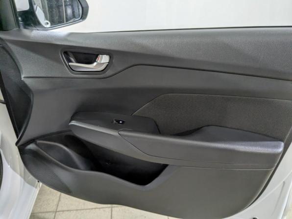Hyundai Solaris II Рестайлинг с пробегом 2022 года, цена 1 495 000 рублей, 148631 км, седан, Автокод Объявления