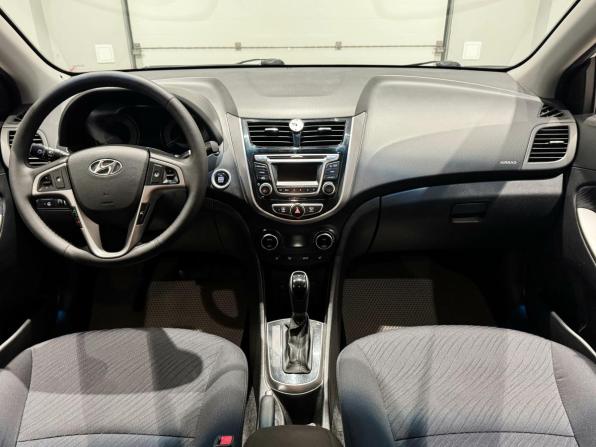 Hyundai Solaris I Рестайлинг с пробегом 2016 года, цена 1 100 000 рублей, 116787 км, седан, Автокод Объявления