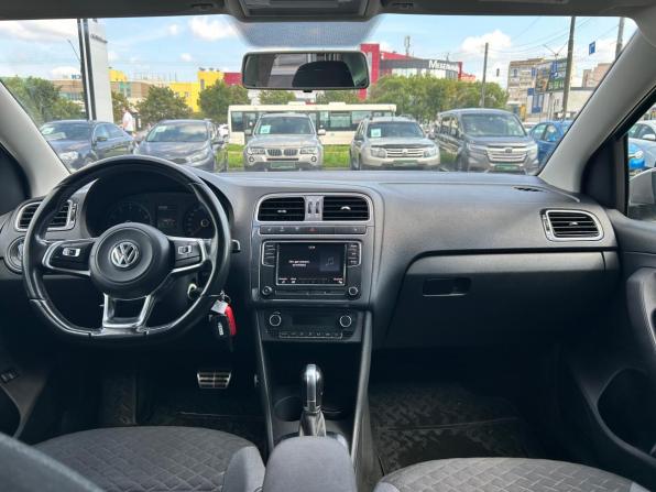 Volkswagen Polo V Рестайлинг с пробегом 2018 года, цена 1 236 000 рублей, 158292 км, седан, Автокод Объявления