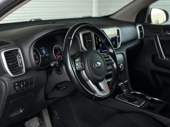 Kia Sportage IV Рестайлинг с пробегом 2020 года, цена 2 199 000 рублей, 144521 км, внедорожник, Автокод Объявления