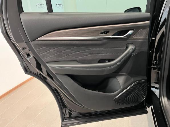 Geely Monjaro I с пробегом 2026 года, цена 4 450 000 рублей, 12 км, внедорожник, Автокод Объявления