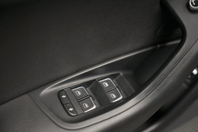 Audi A6 IV (C7) Рестайлинг с пробегом 2016 года, цена 2 177 000 рублей, 189166 км, седан, Автокод Объявления