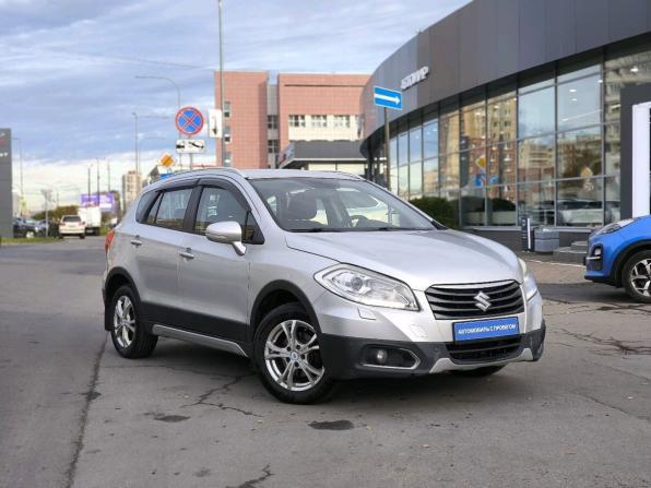 Suzuki SX4 II (S-Cross) с пробегом 2014 года, цена 835 000 рублей, 157253 км, хэтчбек, Автокод Объявления