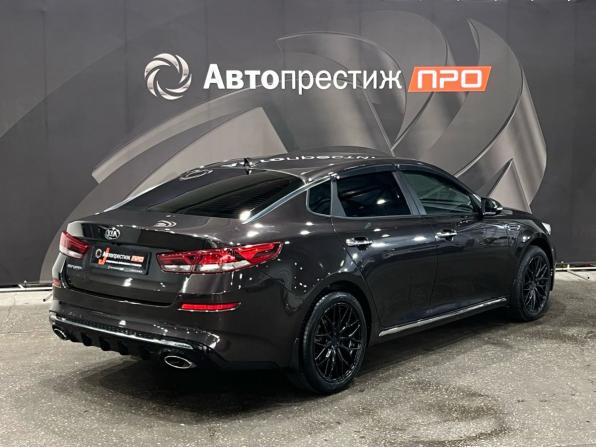 Kia Optima IV Рестайлинг с пробегом 2019 года, цена 2 198 000 рублей, 125200 км, седан, Автокод Объявления