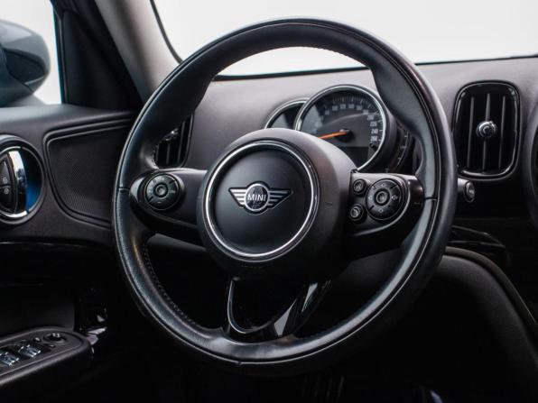 Mini Countryman II Рестайлинг с пробегом 2020 года, цена 3 054 000 рублей, 122197 км, внедорожник, Автокод Объявления