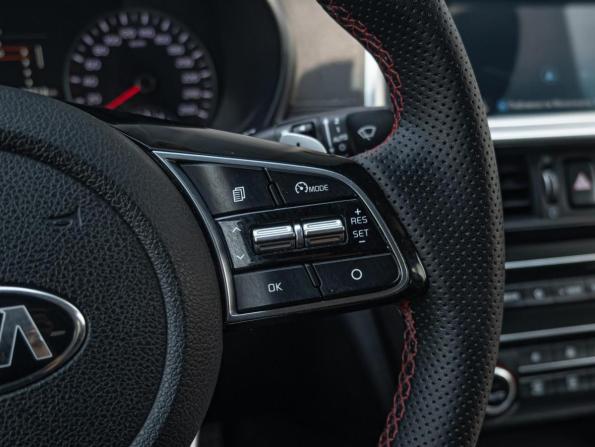 Kia Optima IV Рестайлинг с пробегом 2018 года, цена 2 300 000 рублей, 84713 км, седан, Автокод Объявления