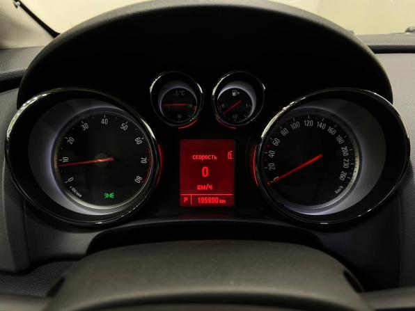 Opel Astra J Рестайлинг с пробегом 2013 года, цена 849 000 рублей, 190000 км, универсал, Автокод Объявления