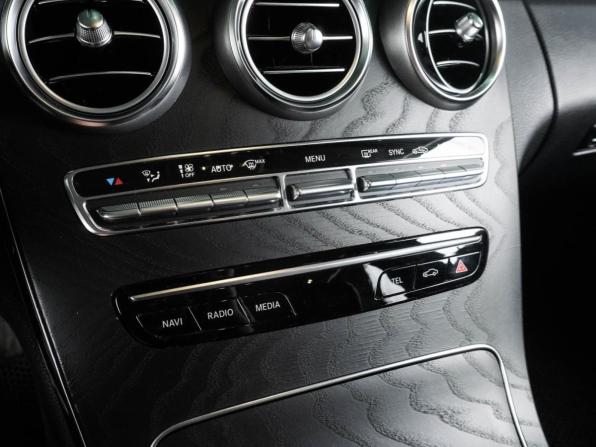 Mercedes-Benz C-Класс IV (W205) Рестайлинг с пробегом 2019 года, цена 3 369 000 рублей, 87568 км, седан, Автокод Объявления