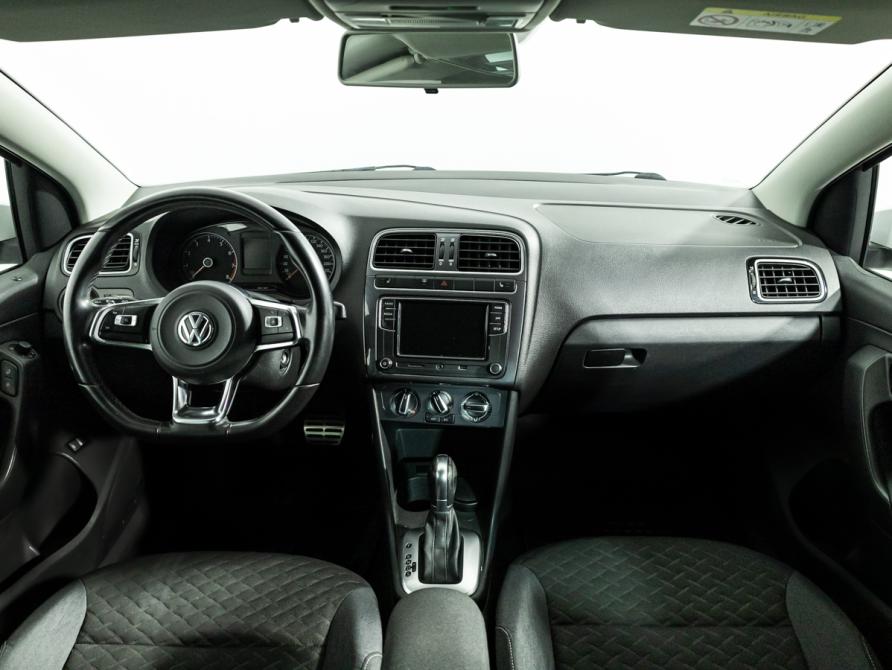 Volkswagen Polo V Рестайлинг Санкт-Петербург  - изображение 13