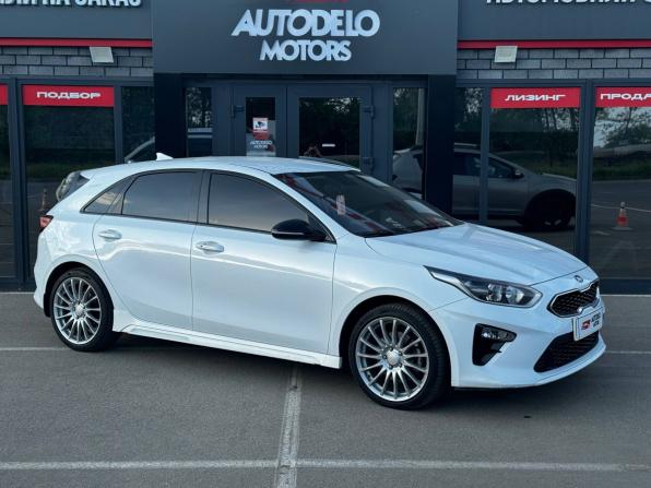 Kia Ceed III с пробегом 2019 года, цена 1 649 000 рублей, 125948 км, хэтчбек, Автокод Объявления
