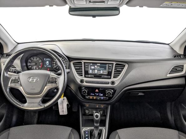 Hyundai Solaris II с пробегом 2020 года, цена 1 295 000 рублей, 111199 км, седан, Автокод Объявления