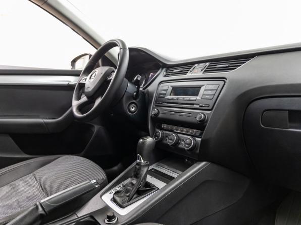 Skoda Octavia III (A7) с пробегом 2013 года, цена 1 248 000 рублей, 138569 км, лифтбек, Автокод Объявления
