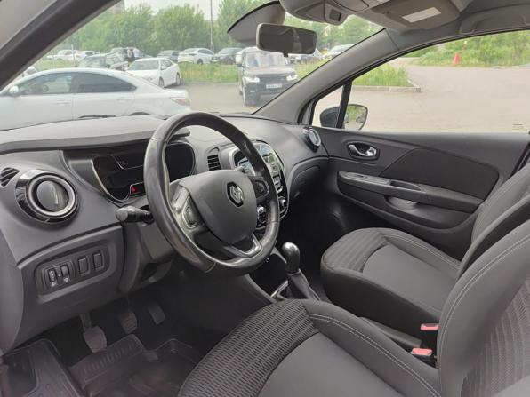 Renault Kaptur I с пробегом 2017 года, цена 1 332 000 рублей, 79452 км, внедорожник, Автокод Объявления