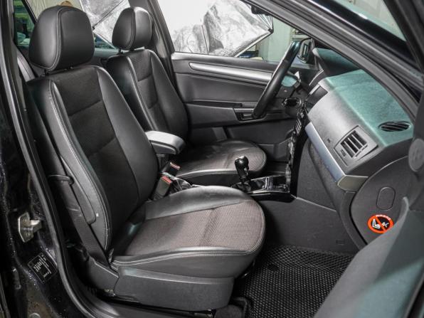Opel Astra H Рестайлинг с пробегом 2011 года, цена 599 000 рублей, 284984 км, универсал, Автокод Объявления