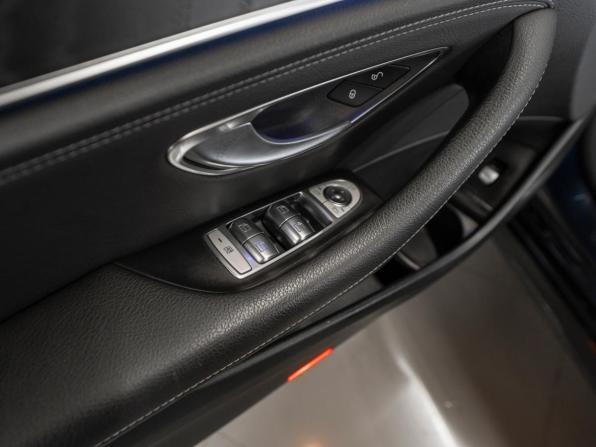 Mercedes-Benz E-Класс V (W213 S213 C238) Рестайлинг с пробегом 2020 года, цена 4 440 000 рублей, 76647 км, седан, Автокод Объявления