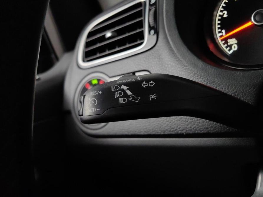 Volkswagen Polo V Рестайлинг Подольск  - изображение 19