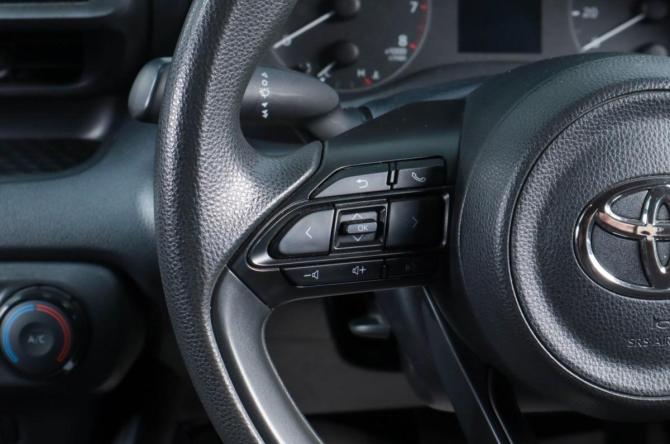 Toyota Yaris IV с пробегом 2020 года, цена 1 279 000 рублей, 105505 км, хэтчбек, Автокод Объявления