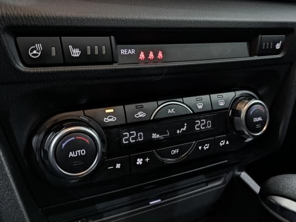 Mazda 3 III (BM) Рестайлинг с пробегом 2016 года, цена 1 795 000 рублей, 23310 км, седан, Автокод Объявления